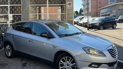 Occasion Lancia Delta Gold 120 ch (88 kW) 2013 Gris Citadine