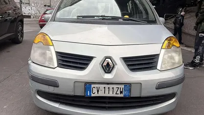 Usata Renault Modus Expression 75 CV (55 kW) 2005 Monovolume
