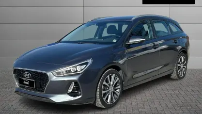 Usata Hyundai i30 Dynamiq 115 CV (84 kW) 2018 Grigio scuro metallizzato Station wagon