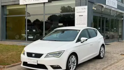 Usata Seat Leon Style 105 CV (77 kW) 2014 Bianco Berlina