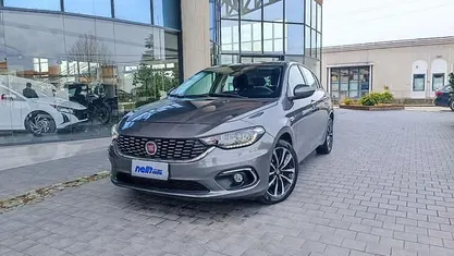 Occasion Fiat Tipo Lounge 120 ch (88 kW) 2017 Gris Berline