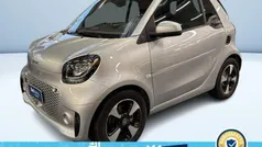 Argento metallizzato Usata 2023 Smart ForTwo Electric Drive Passion Cabrio | 18.500 € (Buon prezzo)