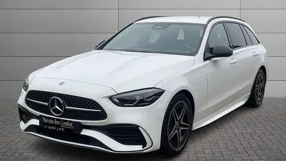 Bianco Usata 2023 Mercedes C220 AMG Line Premium Station wagon | 38.500 € (Buon prezzo)