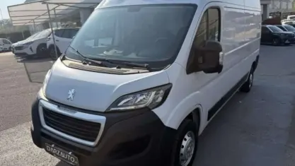 Occasion Peugeot Boxer 140 ch (102 kW) 2023 Blanc Van