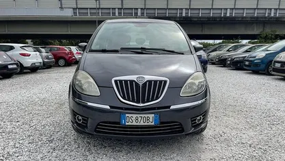 Usata Lancia Musa 95 CV (69 kW) 2008 Monovolume