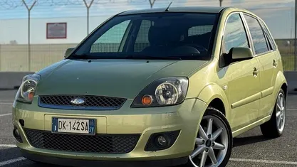 Usata Ford Fiesta 67 CV (49 kW) 2007 Utilitaria