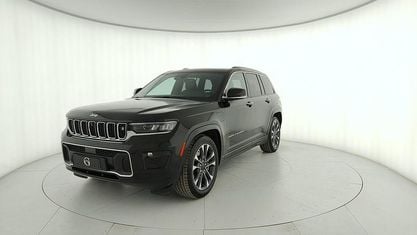 Begagnad Jeep Grand Cherokee Overland 375 HK (275 kW) 2023 Svart SUV