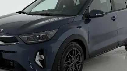 Usata Kia Stonic Style 82 CV (60 kW) 2023 Grigio SUV