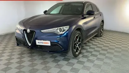 Usata Alfa Romeo Stelvio Executive 280 CV (205 kW) 2019 Blu SUV