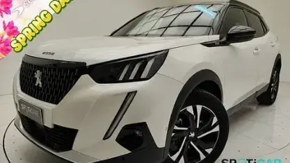 Usado Peugeot 2008 GT 131 CV (96 kW) 2021 Blanco SUV