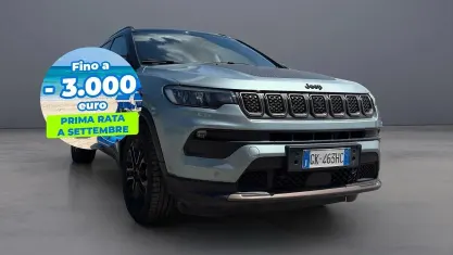 Usata Jeep Compass 180 CV (132 kW) 2022 Matter azure tetto nero SUV