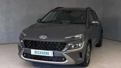 Grigio Usata 2023 Hyundai Kona SUV | 20.890 € (Buon prezzo)