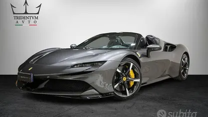 Usata Ferrari SF90 780 CV (573 kW) 2023 Coupé