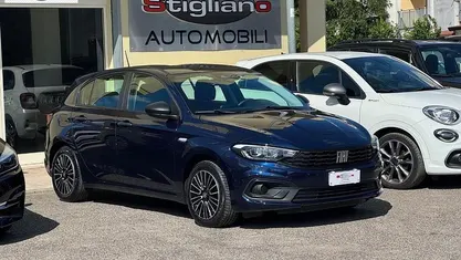 Blu/azzurro Usata 2021 Fiat Tipo Life Tre volumi | 15.899 € (Buon prezzo)