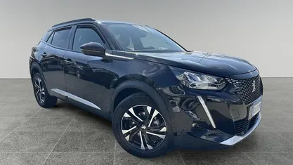 Usata 2021 Peugeot 2008 Allure SUV | 15.500 € (Buon prezzo)