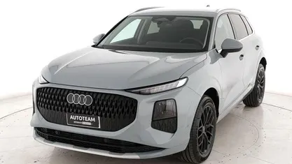 Usata Audi Q3 Advanced 204 CV (150 kW) 2025 Grigio SUV