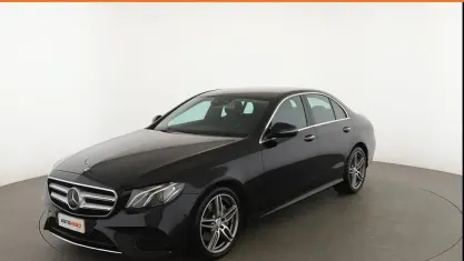 Usata Mercedes E220 AMG line 195 CV (143 kW) 2017 Nero Berlina