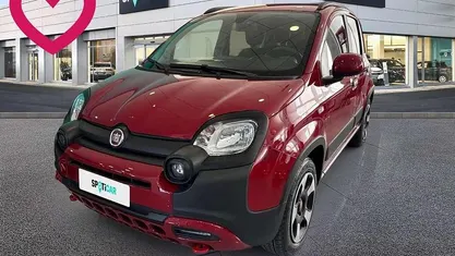 Usata Fiat Panda Cross Cross 70 CV (51 kW) 2024 Rosso Utilitaria
