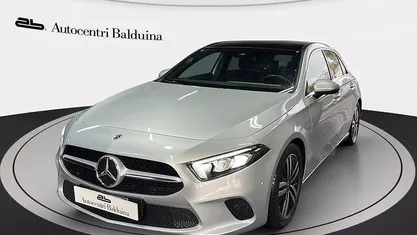 Grigio Usata 2022 Mercedes A180 Premium Tre volumi | 28.900 € (Buon prezzo)