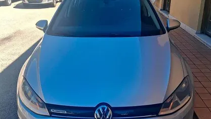 Argento Usata 2015 VW Golf VII Comfortline Station wagon | 7900 € (Buon prezzo)