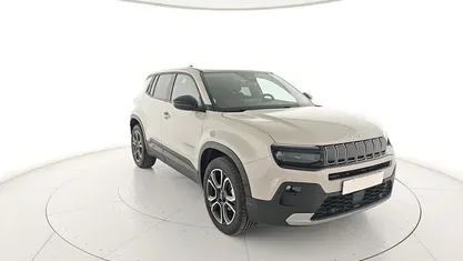 Käytetty Jeep Avenger Summit 101 HP (74 kW) 2025 Peessi Katumaasturi