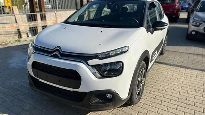 Bianco Usata 2024 Citroën C3 PureTech Due volumi | 13.290 € (Buon prezzo)