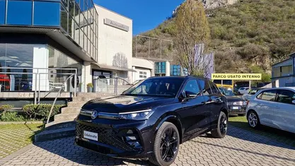 Usata 2024 VW Tiguan R-line SUV | 41.900 €