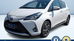 Bianco pastello Usata 2018 Toyota Yaris Hybrid Style Tre volumi | 14.900 € (Buon prezzo)