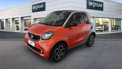 Arancione Usata 2018 Smart ForTwo Coupé Passion Due volumi | 15.450 € (Cara)