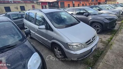 Usata Opel Zafira Eco 97 CV (71 kW) 2005 Grigio Monovolume