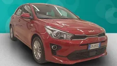 Rosso Usata 2023 Kia Rio Style Tre volumi | 13.900 € (Buon prezzo)