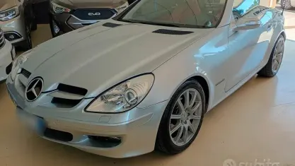 Usata Mercedes SLK200 163 CV (119 kW) 2006 Grigio Cabrio