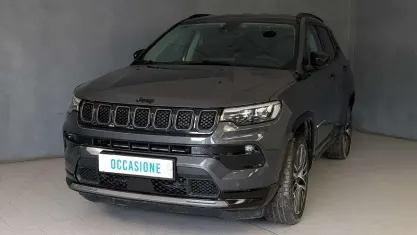 Usata Jeep Compass Summit 131 CV (96 kW) 2025 Grigio SUV