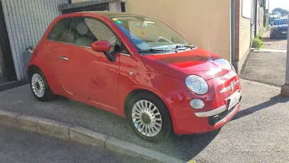 Usata Fiat 500 Lounge 85 CV (62 kW) 2011 Rosso Utilitaria