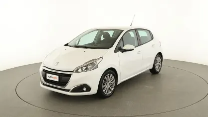 Usata Peugeot 208 Active 75 CV (55 kW) 2018 Bianco Utilitaria