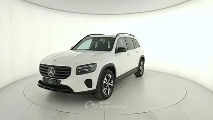 Nuova Mercedes GLB200 150 CV (110 kW) 2026 Bianco SUV