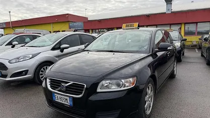 Nero Usata 2010 Volvo V50 R-Design Station wagon | 4900 € (Buon prezzo)