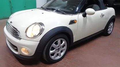 Usata Mini Cooper Cabriolet 122 CV (89 kW) 2012 Cabrio