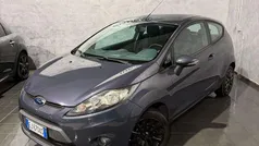 Usata 2011 Ford Fiesta Titanium Tre volumi | 2900 € (Super prezzo)