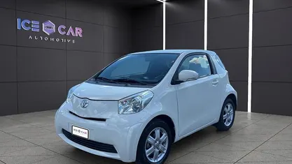 Usata Toyota iQ 68 CV (50 kW) 2009 Bianco Utilitaria
