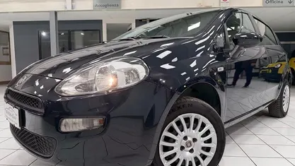 Usata Fiat Punto 77 CV (56 kW) 2015 Utilitaria