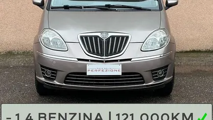 Usata 2008 Lancia Musa Monovolume | 4200 € (Buon prezzo)