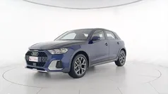 2d blu navarra metallizzato Usata 2023 Audi A1 Design Tre volumi | 22.500 € (Super prezzo)