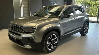 Usata Jeep Avenger Summit 101 CV (74 kW) 2025 Grigio SUV