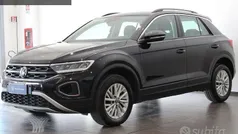 Nero Usata 2024 VW T-Roc Life SUV | 29.900 € (Buon prezzo)