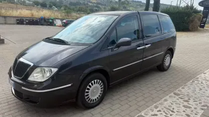Usata Lancia Phedra 128 CV (94 kW) 2003 Bluazzurro Monovolume