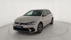 Grigio metallizzato Usata 2023 VW Polo R-line Tre volumi | 18.800 € (Buon prezzo)