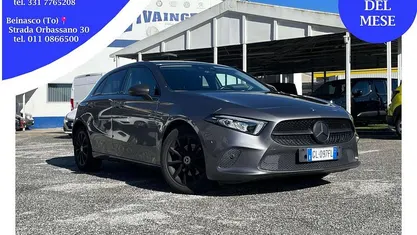 Usata Mercedes A180 Premium 116 CV (85 kW) 2020 Grigio Berlina