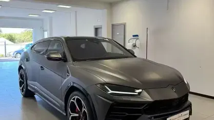 Usata Lamborghini Urus 650 CV (478 kW) 2021 Grigio SUV
