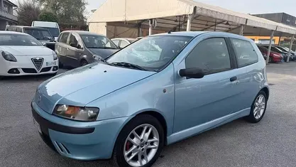 Usata Fiat Punto 86 CV (63 kW) 2002 Utilitaria